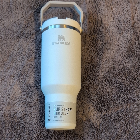 Stanley Other - 40 oz Stanley White Flip Straw Tumbler with Sturdy Handle